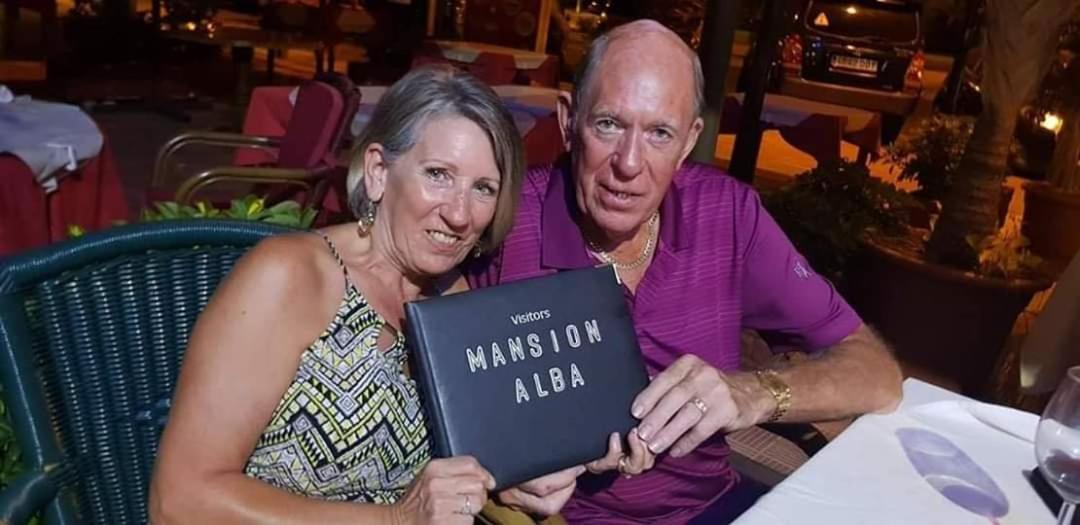 הוילה אלקאודטה Mansion Alba מראה חיצוני תמונה