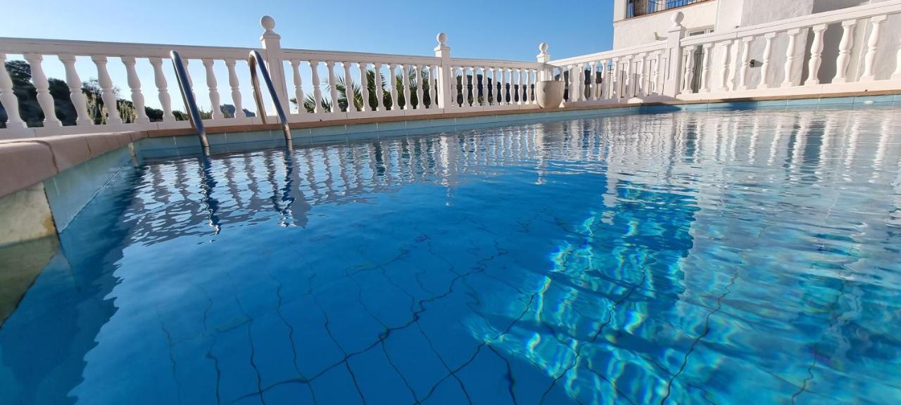 הוילה אלקאודטה Mansion Alba מראה חיצוני תמונה